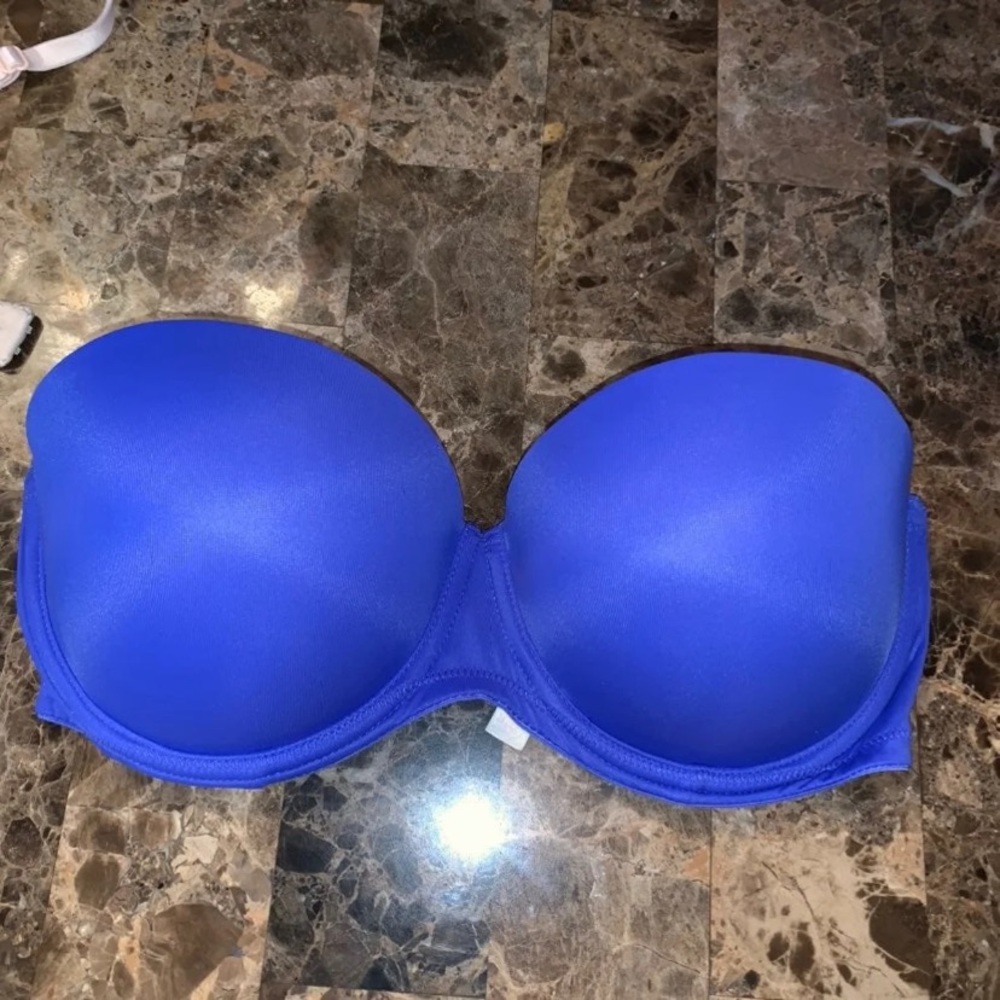 PINK bra 34D